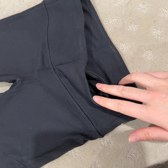 Alo Yoga 'Goddess' leggings in full black - Picture 4 of 6